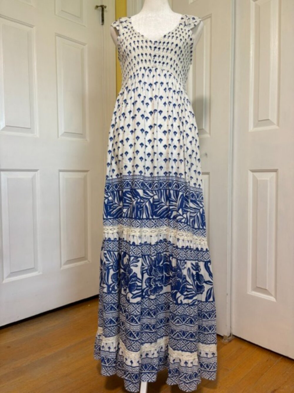 Angie Blue & White Tropical Floral Smocked Tiered Boho Maxi Dress Size Small